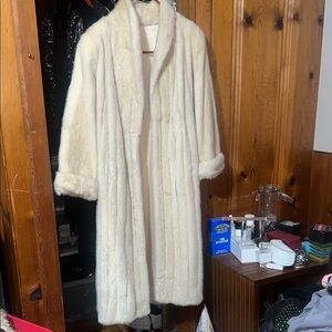 Elegant Cream Fur Coat